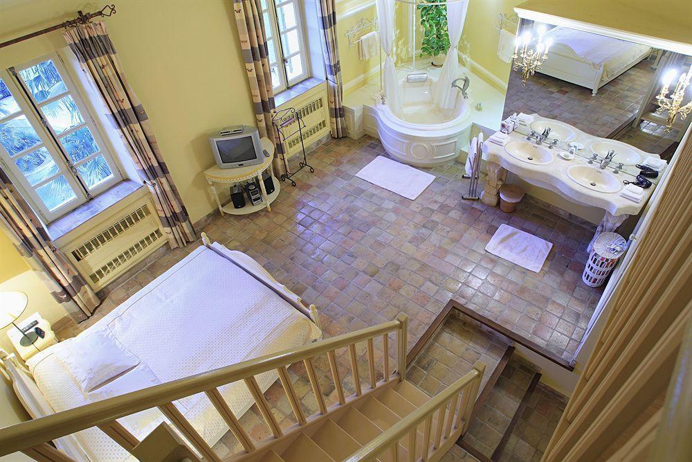 Chateau Les Crostes Hotell Lorgues Exteriör bild
